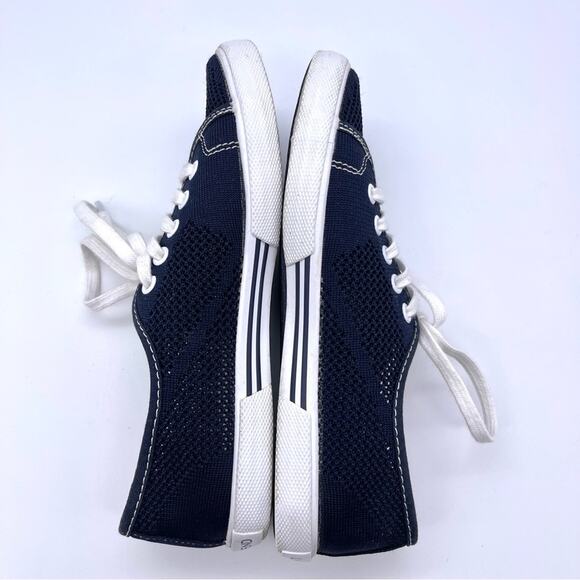 Lands' End Navy Blue Classic Mesh Lace Up Walking Athletic Sneakers - Size 7 - Picture 3 of 11